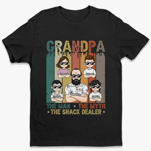 L'Homme, le Mythe, le Marchand de Snacks - T-shirt, sweat à capuche, sweat-shirt unisexe personnalisé pour la famille - Cadeau pour papa, grand-père