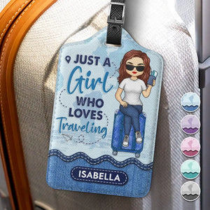 Une fille qui aime voyager et partir à l'aventure - Étiquette de bagage personnalisée - Cadeau de vacances, cadeau pour les amoureux du voyage d'aventure