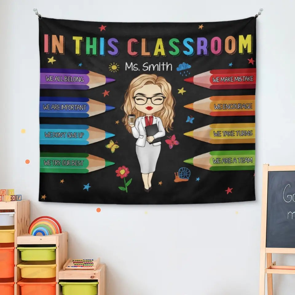 Dans cette salle de classe - Tapisserie personnalisée pour enseignant - Cadeau pour enseignant