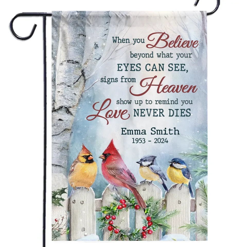 À jamais chéri, jamais oublié - Drapeau commémoratif personnalisé - Cadeau de condoléances pour les membres de la famille