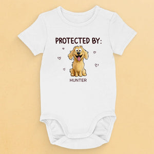 Protégé par mon compagnon à quatre pattes - Body bébé personnalisé avec chien - Cadeau de naissance, cadeau pour propriétaires d'animaux et amoureux des animaux