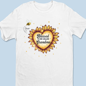 Mon cœur appartient à grand-mère - T-shirt unisexe personnalisé pour la famille, t-shirt premium, sweat à capuche - Cadeau de fête des mères pour maman, grand-mère