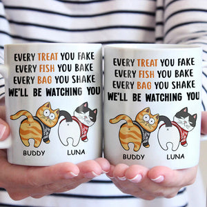 Chaque friandise que vous offrez est un cadeau que nous vous gardons à l'œil - Mug personnalisé pour chat - Cadeau de Noël pour les propriétaires d'animaux et les amoureux des animaux