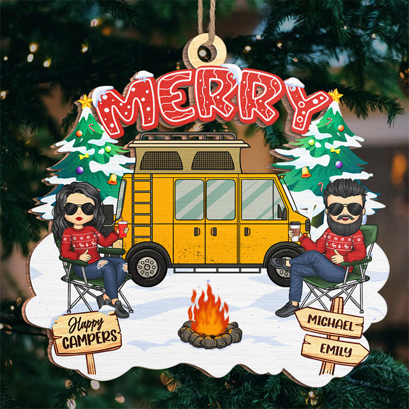 Joyeux campeurs - Ornement personnalisé pour couple - Forme en bois personnalisée - Cadeau de Noël pour mari, femme, anniversaire, amoureux du camping