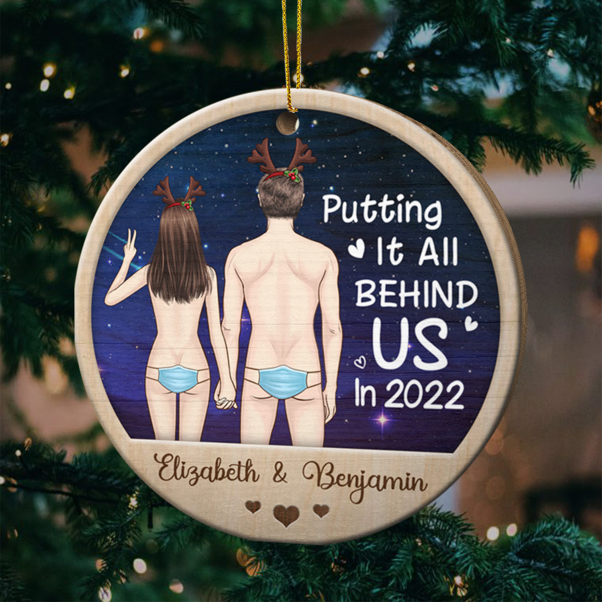 En 2022, on laisse tout derrière nous ! Cadeau pour couple, mari et femme, décoration de Noël ronde en bois personnalisée.