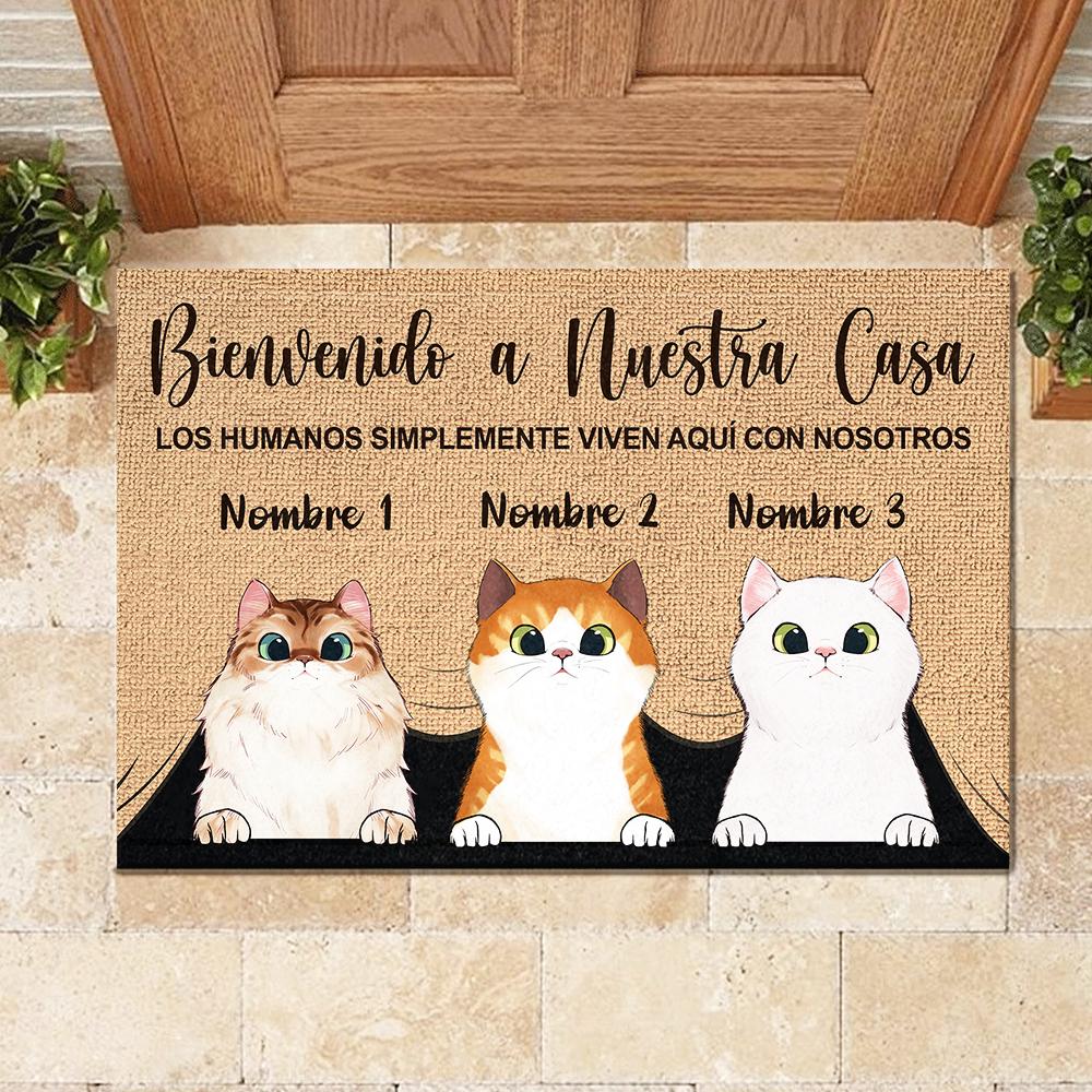 Bienvenido A Mi Casa Spanish - Funny Personalized Cat Decorative Mat.