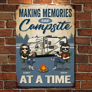 Créer des souvenirs sur un camping – Plaque en métal personnalisée – Cadeau pour les amateurs de camping
