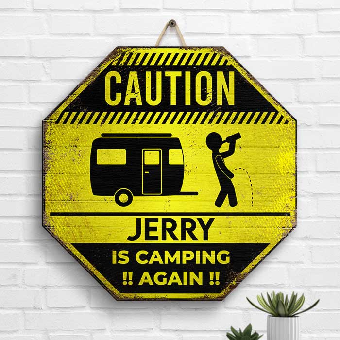 Attention camping ! Panneau en bois personnalisé ! Cadeau pour les amateurs de camping.