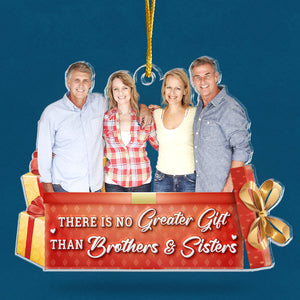 Photo personnalisée pour frères et sœurs L'esprit de Noël vit ici - Ornement personnalisé personnalisé pour la famille - Forme personnalisée en acrylique - Cadeau de Noël pour frères et sœurs, frères, sœurs, cousins, amis