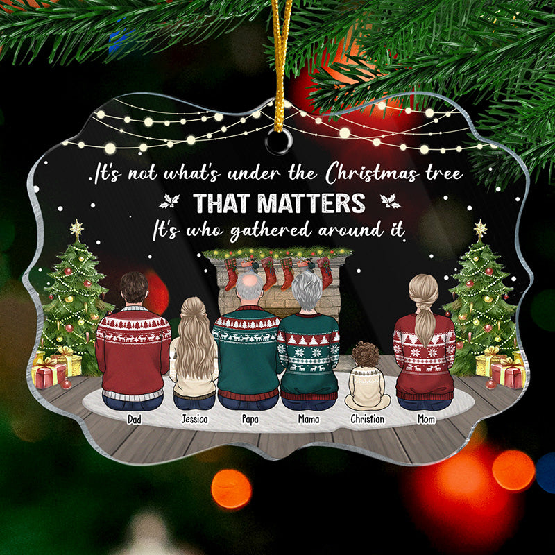 Réunis autour du sapin de Noël – Décoration familiale personnalisée – Acrylique en forme de Benelux – Cadeau de Noël pour les membres de la famille